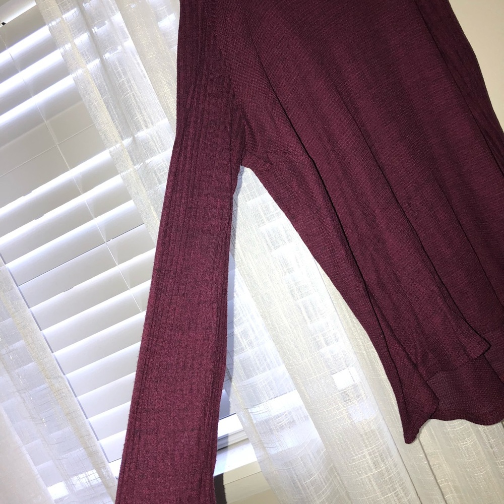 Red Top - Picture 2 of 3